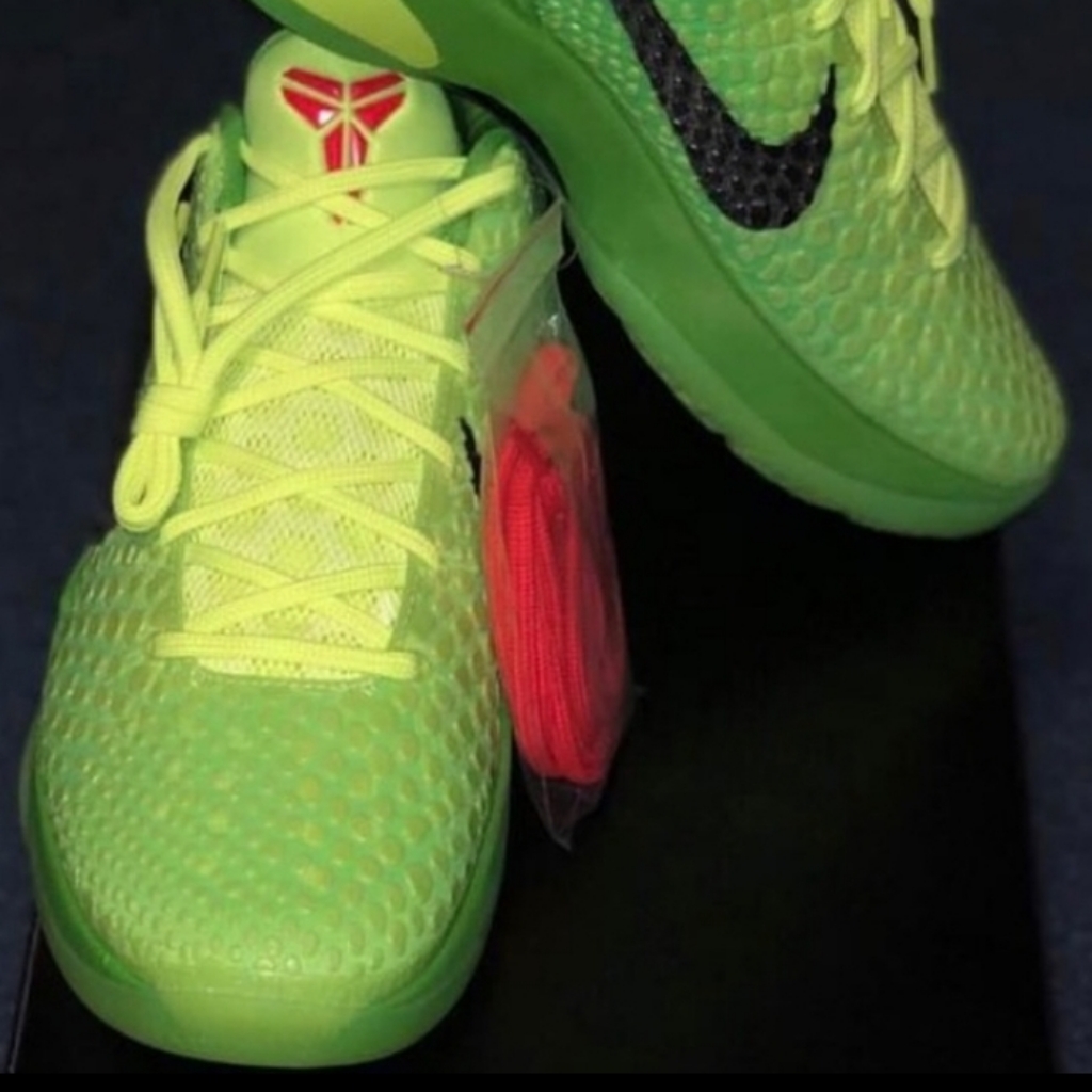 Kobe Grinch Kobe Grinch